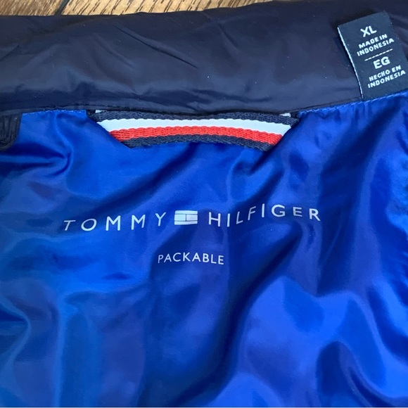 Tommy Hilfiger Men’s Packable Puffer Down Jacket - Picture 7 of 13